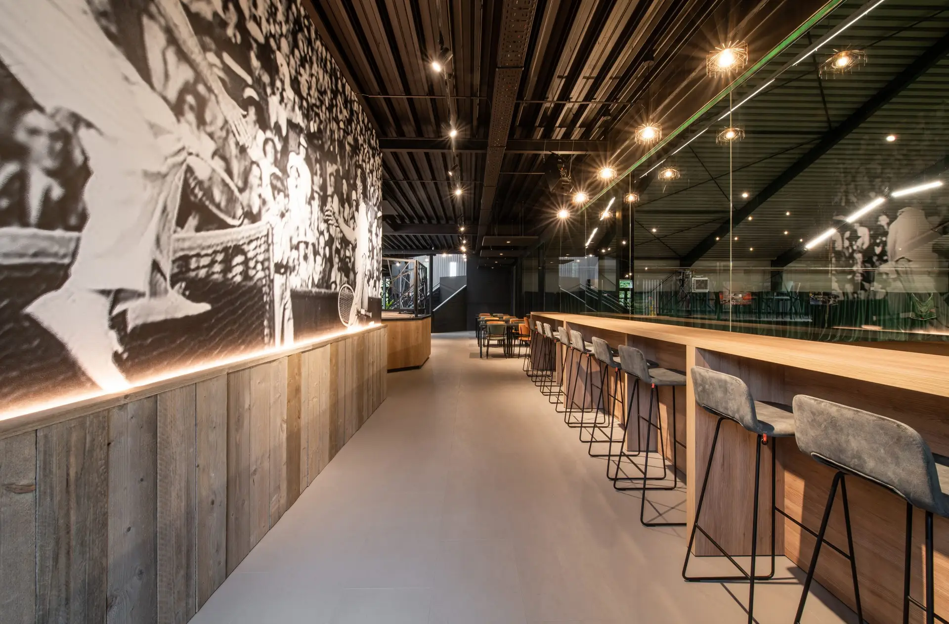 Ontwerp en inrichting tennisclub Excelsior in Hasselt